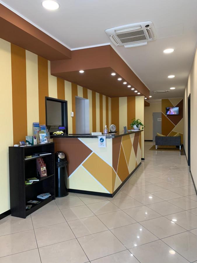 Hotel Bussana Porto Tolle Exterior photo